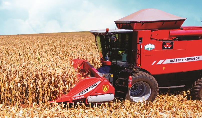 Paraná já colheu 57% do milho e Deral indica quedas de produtividade em diversas regiões